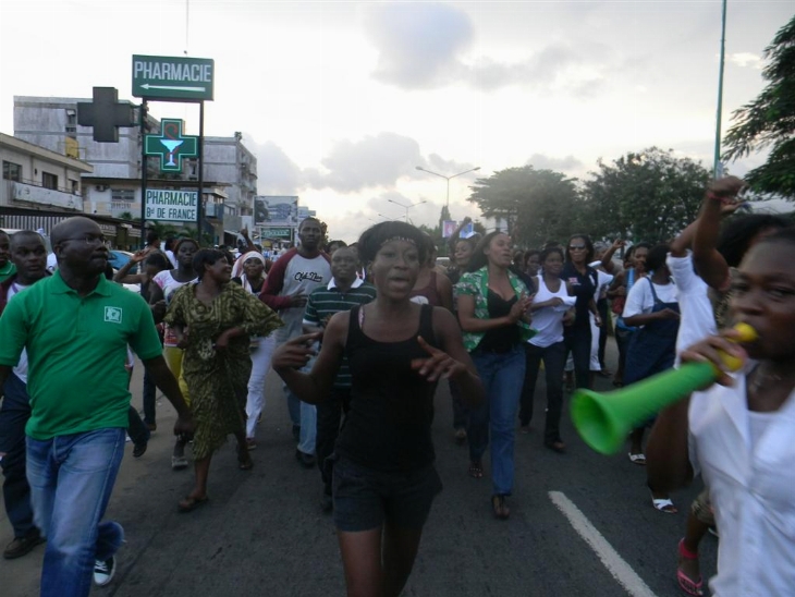 Côte d`Ivoire/législatives: trois morts dans une attaque à la roquette
